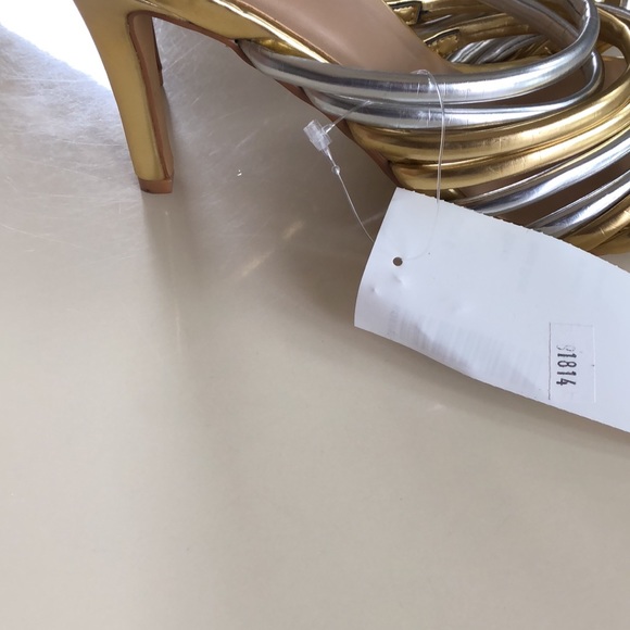 Heels - Picture 2 of 2